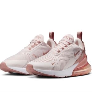 Nike Women's Air Max 270 NIB